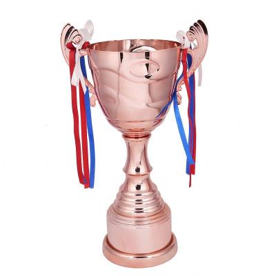 China Worldwide Super Latest Quality Shiny Gold Metal Top Grade Trophies Mug for sale