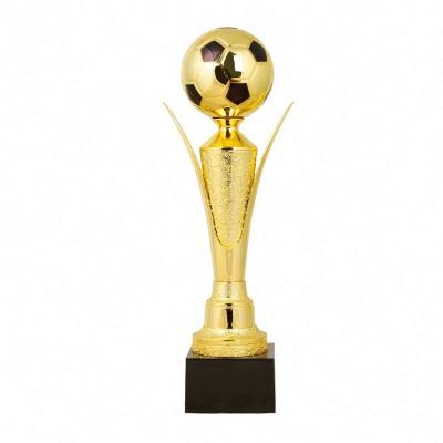 China All over the world wholesale price plastic trophy and souvenir use football figure trophy for sale