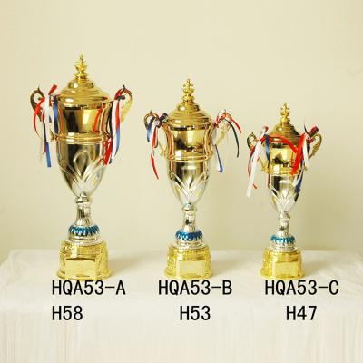 China Worldwide Unique Custom Wholesale Awards Football Metal Trophy / Luxury Trophy Cup for sale