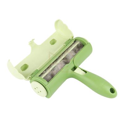 China Sustainable Pet Feeding Stabilized Cute Frog Styling Pet Brush For Cleaning Pet Dropped Fur for sale