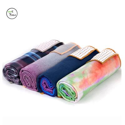 China Durable Design Custom Printing Microfiber Yoga Towel With Non Slip Silicone Dots for sale