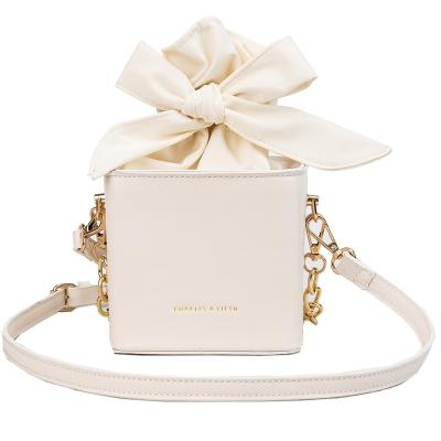 China Soft Three-Dimensional Square Messenger Female Bag Fac Hong Kong Style Ins Single Shoulder Bag Lady Folding Flower Potted Fashion Small for sale