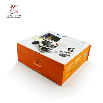 China Handmade Custom Flashing Software Gift Box Fashion Paper Box Packaging for sale