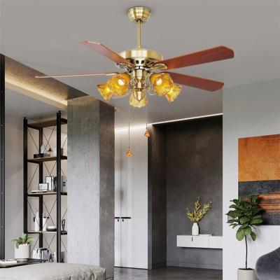 China Professional 2022 European Style Energy Saving Electric Lamp Luxury Ceiling Fan With Light for sale