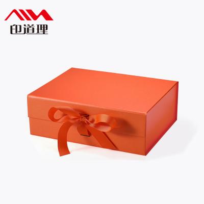 China Large Recyclable Fashion Jewelry Diamond Display Paper Box Gift Packaging Make Up Gift for sale