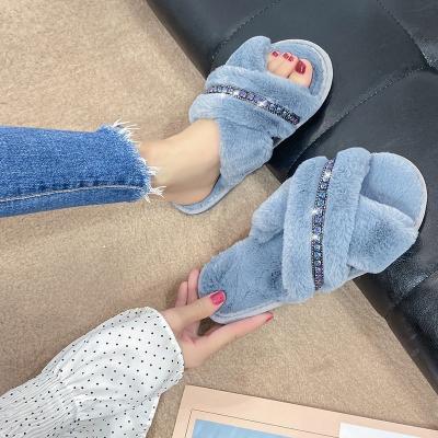 China Winter Large Size Women's Slippers Fashion Flats Sandals Slippers 2021 Trend Women's Fashion Warm Plush Warm Shoes for sale