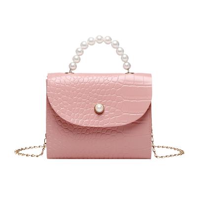 China 2021pu wholesale fashionable style women pinch mini crocodile pattern pearl purses and handbags for sale