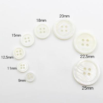 China China 4 Hole Viable Shell Natural Agoya Shell Button Engraved Logo Round 11mm White Shell Buttons for sale