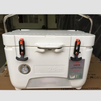 China Wholesale High Quality Waterproof Orange Insulated Cooler Box 25QT 50QT 70QT Hard Rotomolded Insulated Ice Chest for sale