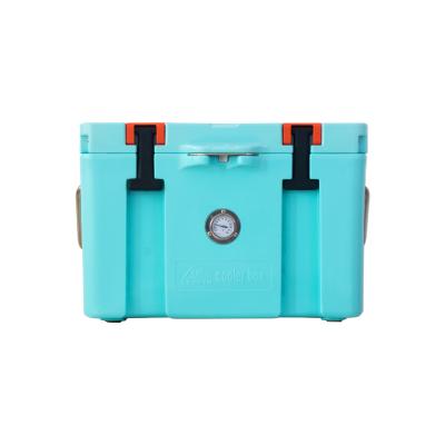 China Best Quality Plastic Ice Chest Cooler Box Waterproof Outdoor Insulation Camping Insulated Box Cooler For Beer for sale