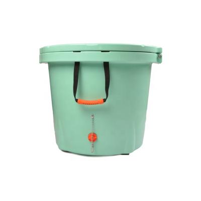 China New Waterproof Ice Bucket Design Rotomolded Cooler Box Round Barrel Cooler for sale