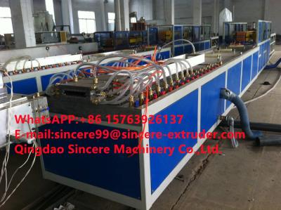 China Commercial WPC PE PP Plastic Decking PVC Profile Extrusion Machine Production Line for sale