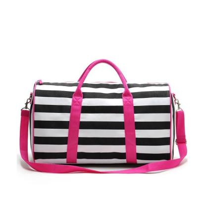 China Fashionable Design Women Travel Duffel Bags Easy Carry For Holiday 52x22x30cm  for sale