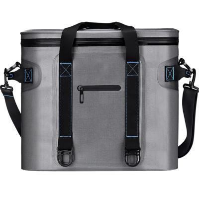 China 840D TPU 30 Cans Waterproof Boat Bag , Outdoor Waterproof Cooler Bag for sale