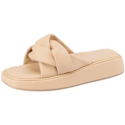 China Fashion trend 2022 summer outdoor wearing soft bottom girl lazy cool beach cake slippers trend slippers for sale