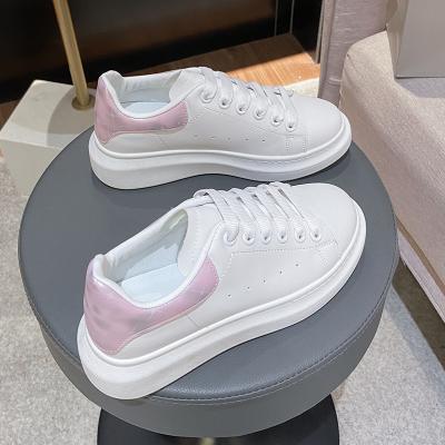 China Fashion trend hot sale new style women's shoes single shoes student platform daily casual shoes for sale