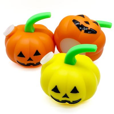 China 2021 Minimalist RTS Novelty Pumpkin Shape Hookah Water Pipe Silicone Glass Smoking Pipe Halloween Smoking Gift for sale