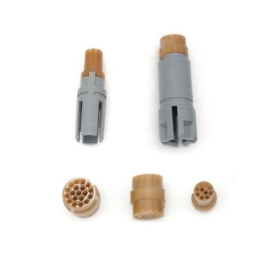 China Easy Installation High Temperature Resistant Plastic Medical Grade PEI / PSU Medical Connectors for sale