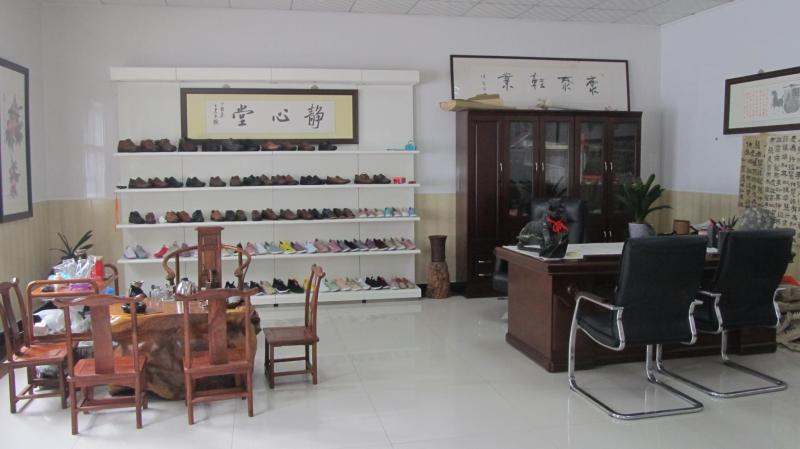 Verified China supplier - Yanshi City Guxian Kangtai Shoes Factory