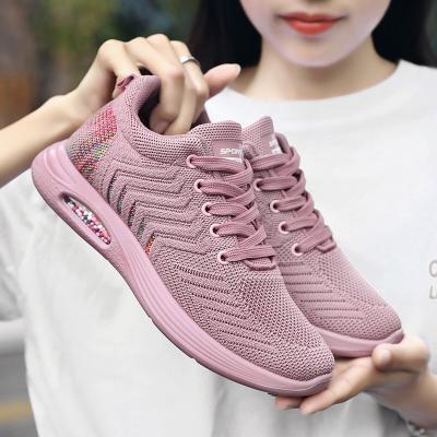 China 2102 Fashion Trend Mesh Shoes Ladies Sports Shoes Women's Fashion Casual Air Cushion Ladies Sports Shoes for sale