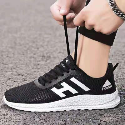 China HN-980 Gym Lightweight Sports Fashion Breathable Rise Shoe For Men Classic Shoes Men Wholesale Running Shoes for sale