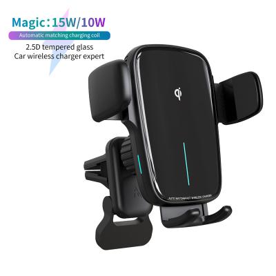 China New 15W Qi wireless charger car charging coil clamp holder charger China-chic fast wireless automatic car induction car for sale