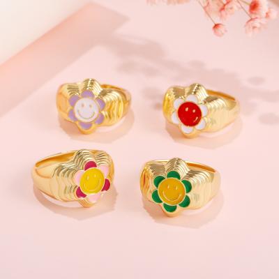 China New Hiphop Style 18K Gold Plated Heart Seal Ring Oil Dropping Brass Flower Face Chunky Ring for sale