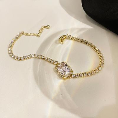 China FASHIONABLE Korean Big Zircon Micro Inlaid Bracelet Women Full Diamond Chain Fashion Jewelry Simple Bracelet for sale