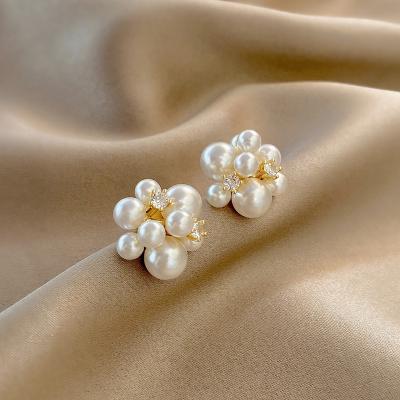 China Korea Jewelry Simple Cute Simple Cute Zircon Girl Earrings Personalized Designer Pearl Earrings Small for sale