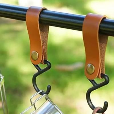 China Universal Outdoor Leather Cookware Hanger Storage PU+POM Hook Gear Rack PU+POM Hanging Triangular Pot Pan Camping Hiking Hook for sale