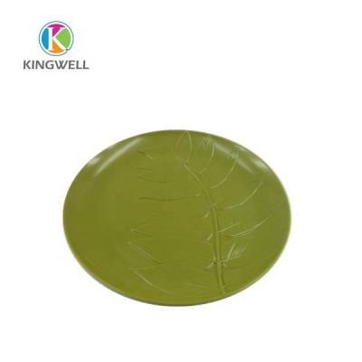 China Sustainable Chinese Factory Design Dark Green Leaf Round Dishes Party Serving Plastic Dish For Dinner for sale