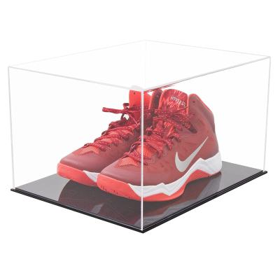 China Custom Acrylic Clear Display Prouct Showcases Basketball Shoe Showcase With Black Acrylic Base for sale