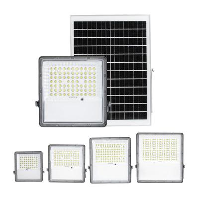 China 7000k Solar Flood Light , Dusk To Dawn Security Solar Flood Lamp IP65 300W for sale