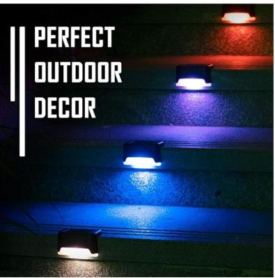 China Water Resistant Color Changing Solar Fence Lights for Yard, Patio, Stairs, Deck for sale