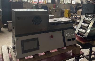 China Pvc-PE Tweelingschroeflaboratorium die Extruder 190mm mengen 250m Schroefdraadlengte Te koop