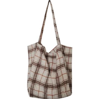 China 2020 Softback Vintage Grocery Autumn Winter Trendy Wholesale Tote Bag Woolen Hobos Ladies Reusable Hand Shopping Bag Plaid for sale