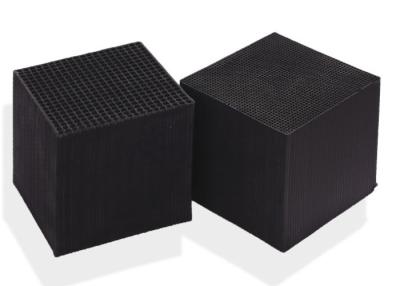 China Air Purification Honeycomb Activated Carbon 50X50X50mm Compressive Strength 0.9 for sale