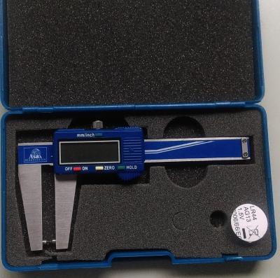 China High Accuracy Portable Plastic Conversion Tool C LCD Screen Digital Vernier Caliper Electronic Thumb Measuring Millimeter for sale