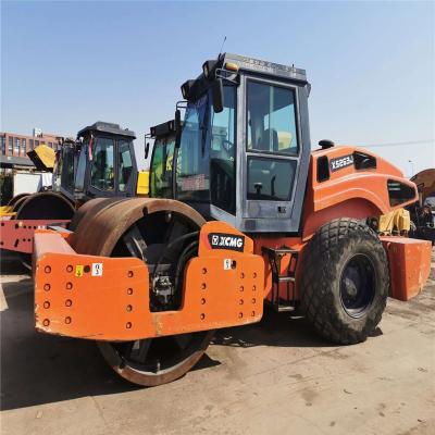 China Retail Price Low Price Used Road Roller XS263J For Sale / Big Sell Used Construction Machinery Vibratory Roller for sale