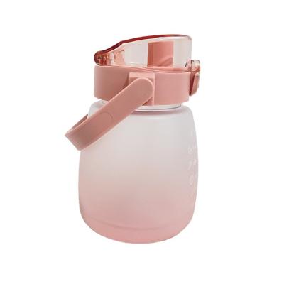 China 2022 Hot Selling Portable Plastic Stocked Bottles Cute Water Bottle Plastics Bottles Friendly for sale