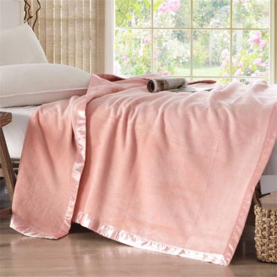 China 100% Blackberry Rated Warm New Arrival Disposable Top Soft Silk Blanket, Fleece Blanket With Three Color for sale