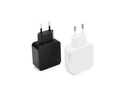 China Universal USB Power Adapter AC100-240V Lightweight Europe Market Charger Energy Class VI for sale