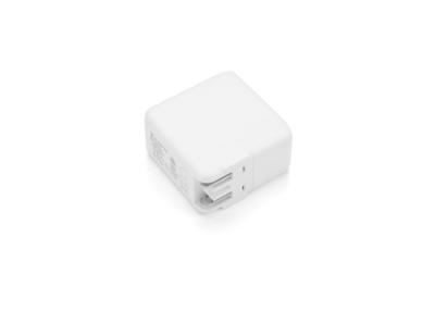 China 30W USB C Transmisión de energía PD Adaptador Convertidor sobre la protección de corriente Tipo C Convertidor en venta