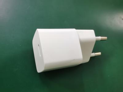 China Single Port 2.4A Charging USB Wall Charger Over Current Protection Universal Compatibility for sale