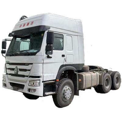 China Hot Sale SINOTRUK Heavy HOWO 420HP 30 Ton Tractor Head Truck 6800mmx2500mmx3200mm for sale