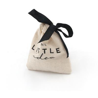 China Custom Logo 100% Organic Cotton Muslin Bags Eco-friendly Fashion Exquisite Design With Ribbon for sale