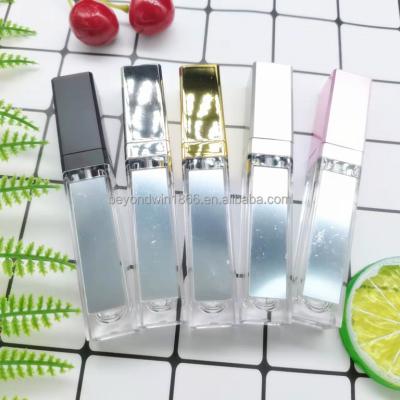 China 2022hot selling luxury private label unique led lip gloss container with empty clear square tube lip gloss light and mirror for sale