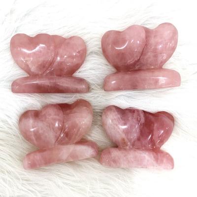 China Natural Europe Heart Crystal Carving Rose Quartz Double Hand Polished Healing Stone Romantic Gift for sale