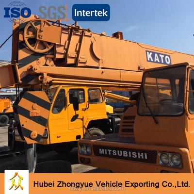 China TRUCK CRANE Good Price Used Japanese Kato 30 Ton NK300 Mobile Crane for sale