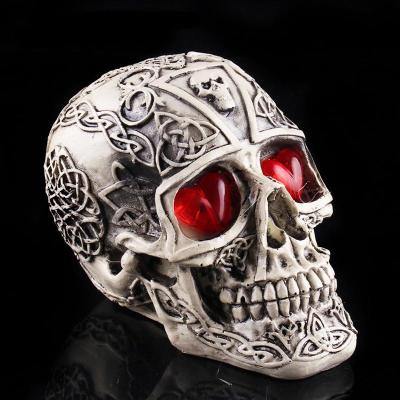 China non-toxic material & Good High Detailed Custom Plastic Halloween Painting Head Toy Factory, OEM Soft Plastic Skull Toy Manufacturer for sale